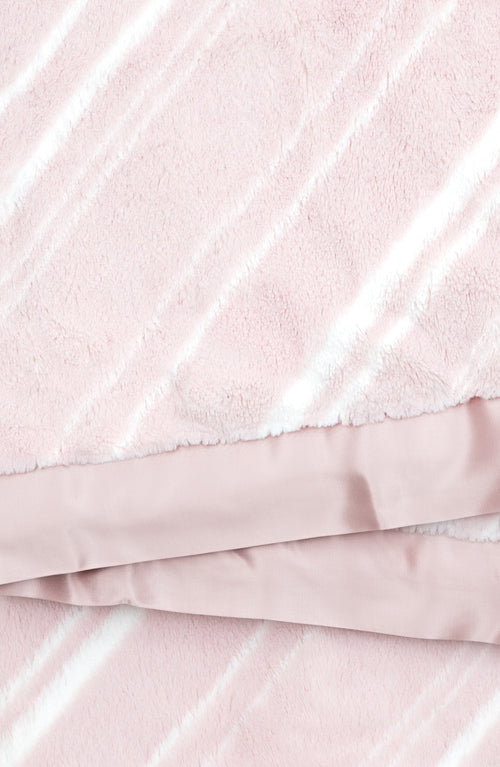 Luxe Streamer Dreams Blanket