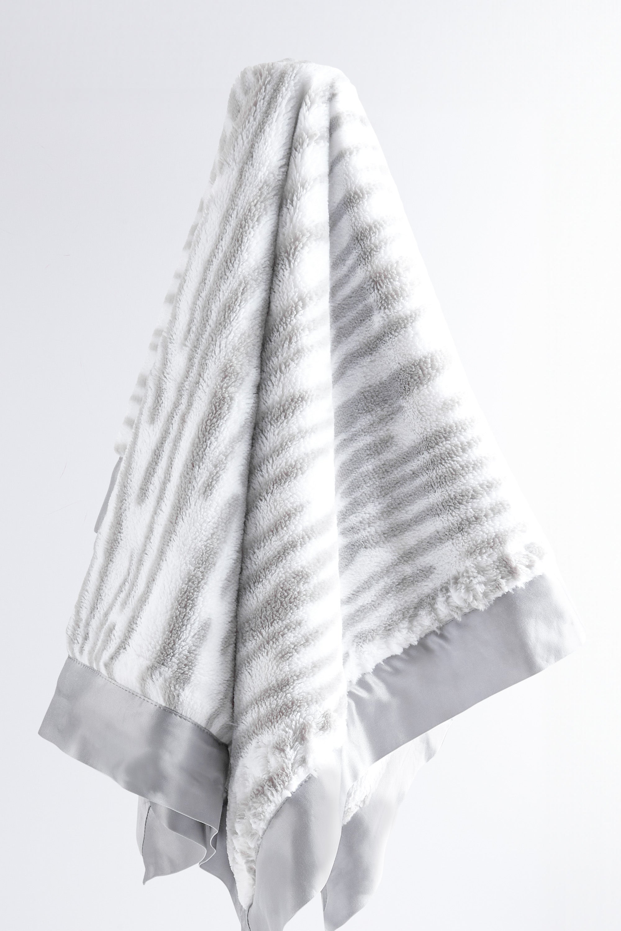 Luxe Grass Blanket